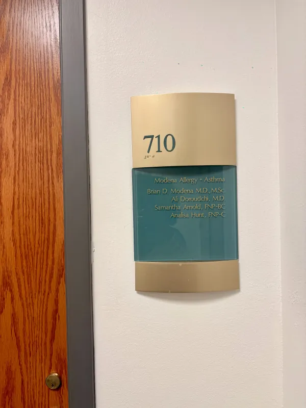 Suite 710 sign for the Modena Health La Jolla office.